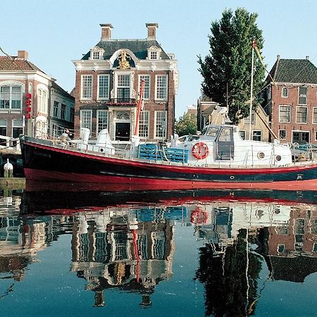 Готель Reddingsboot Harlingen Boat Екстер'єр фото